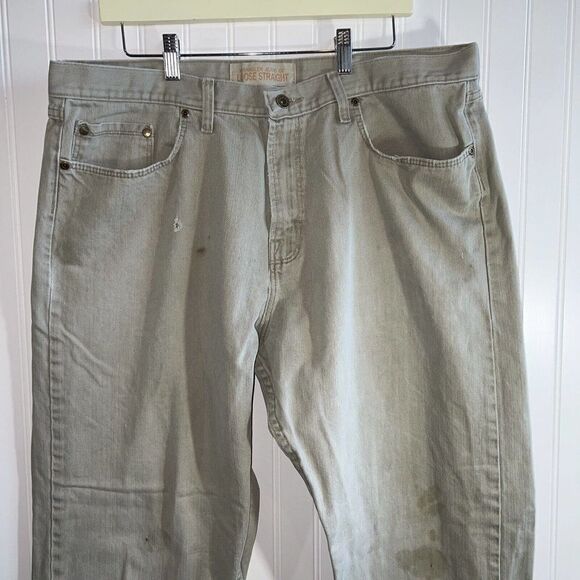 Wrangler Jeans Size 38x32 Mens Relaxed Fit Destroyed Stained Light Khakis - Picture 3 of 9